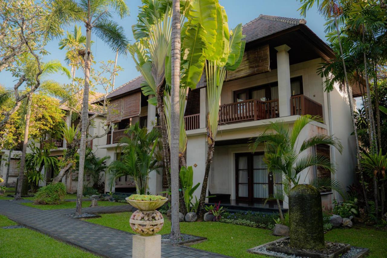 Griya Santrian A Beach Resort And Spa Санур Экстерьер фото