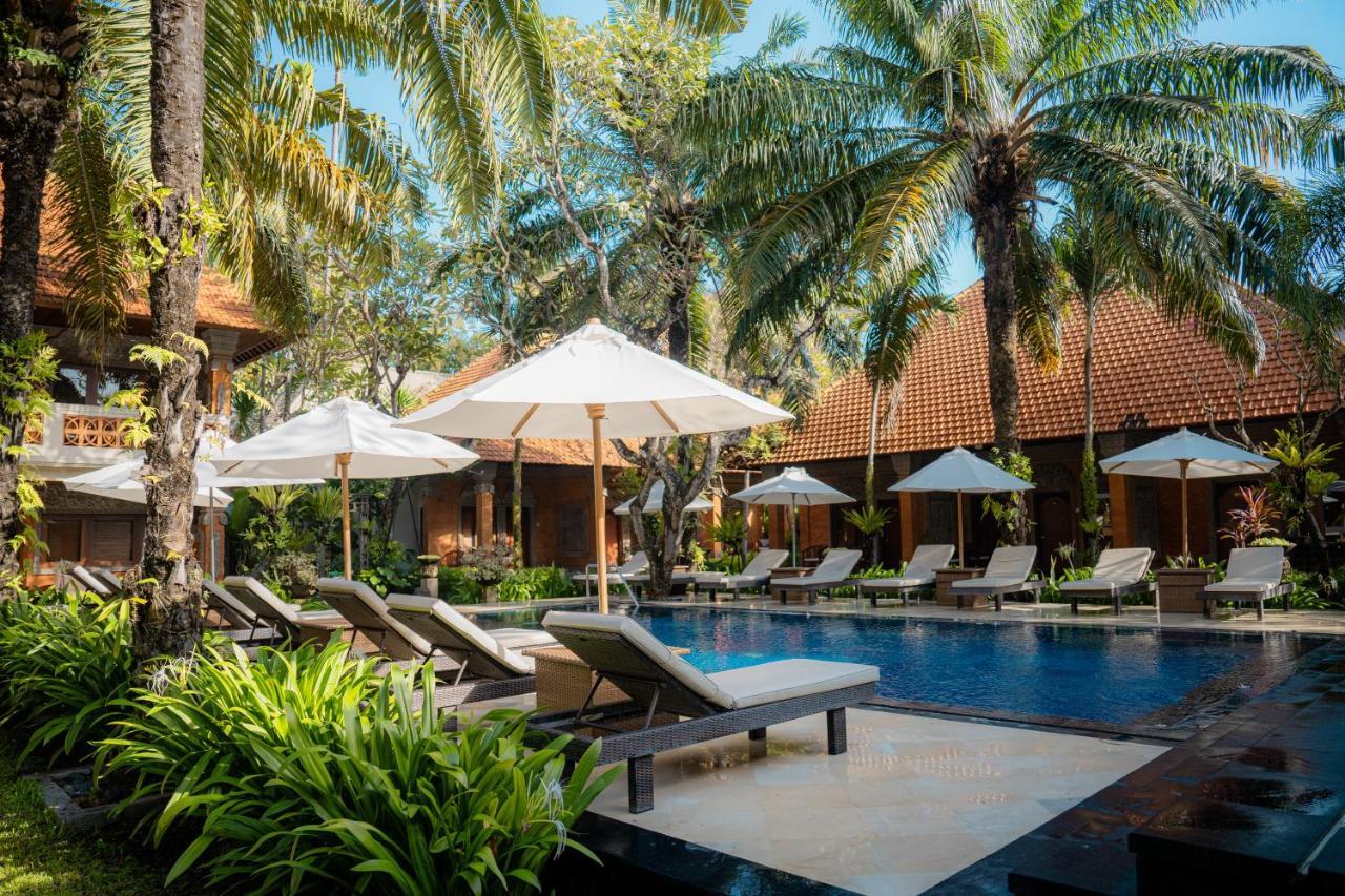 Griya Santrian A Beach Resort And Spa Санур Экстерьер фото