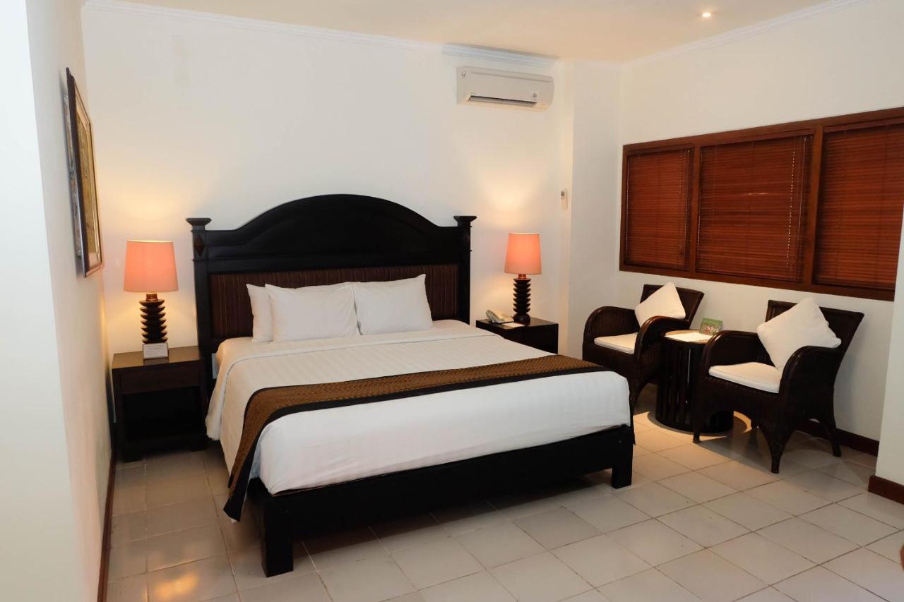 Griya Santrian A Beach Resort And Spa Санур Экстерьер фото