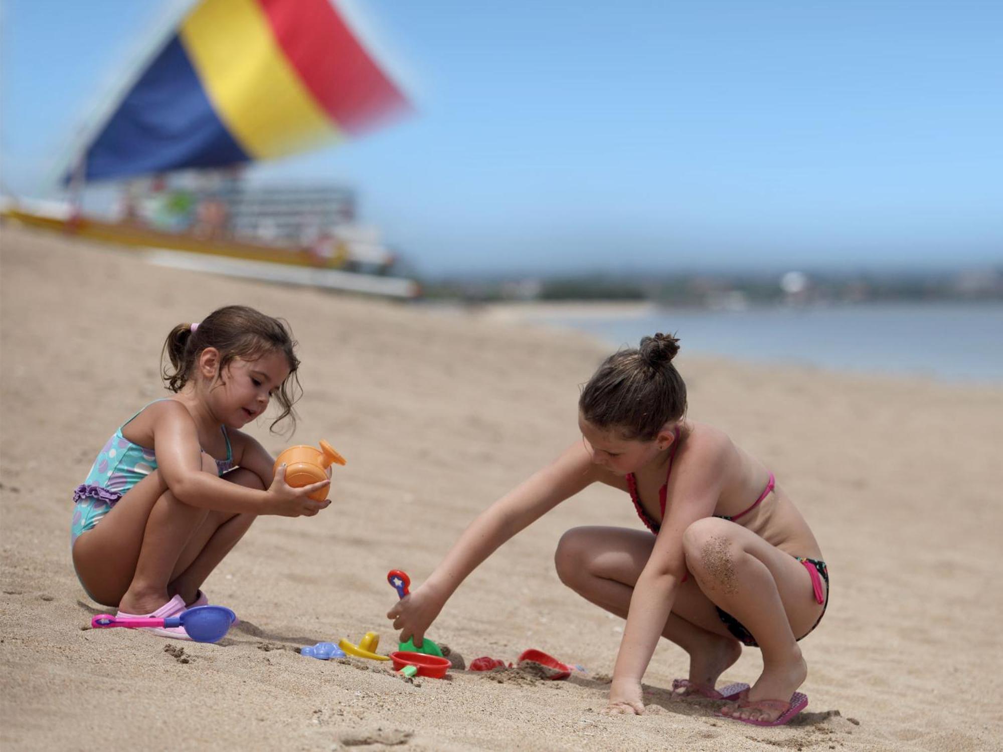 Griya Santrian A Beach Resort And Spa Санур Экстерьер фото