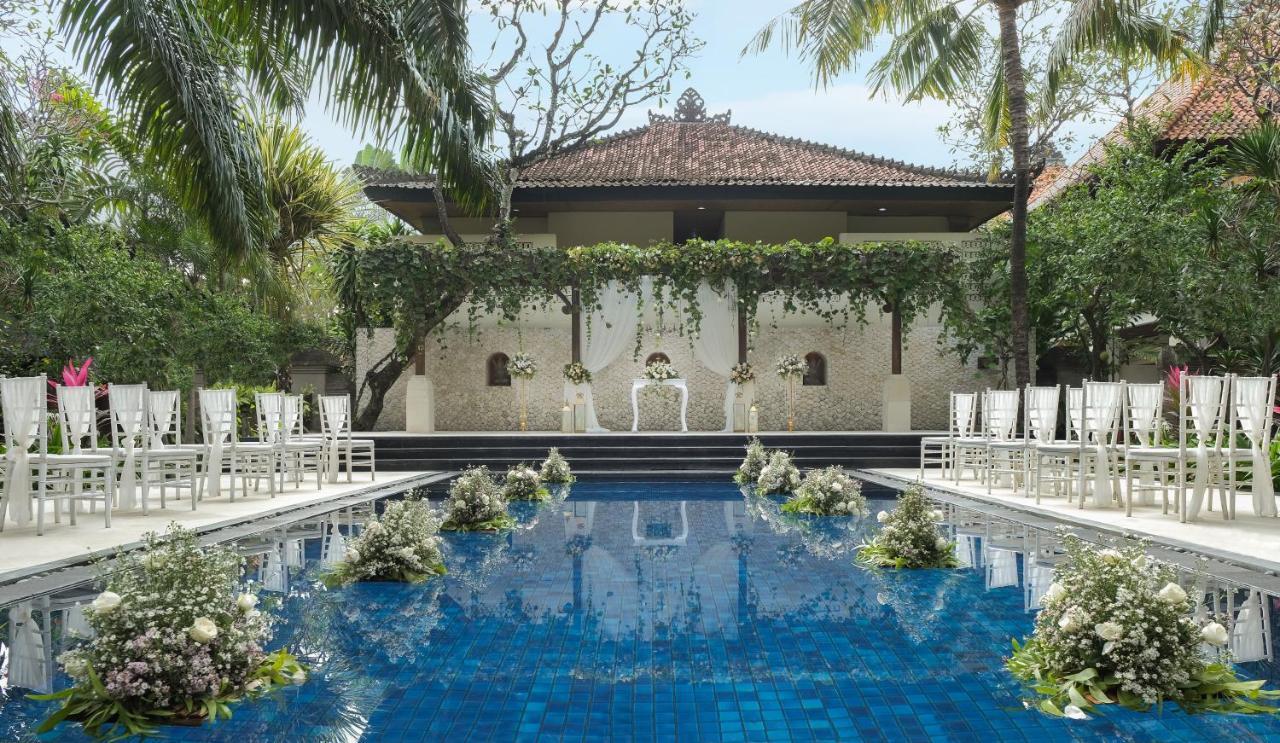 Griya Santrian A Beach Resort And Spa Санур Экстерьер фото